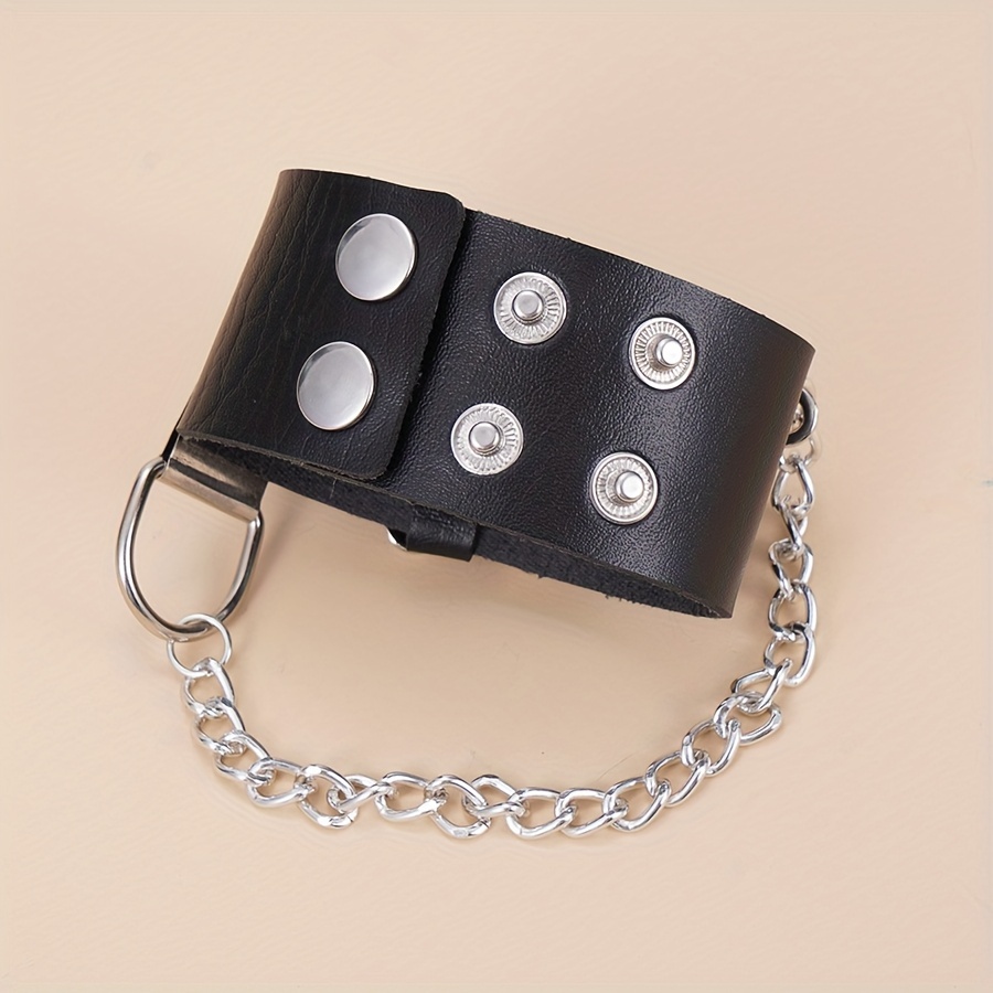 Gothic Skull Hand Wristband with Metal Chain